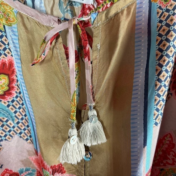 Johnny Was Dance Blise Silk Floral Boho Blouse Size Small - Picture 8 of 13